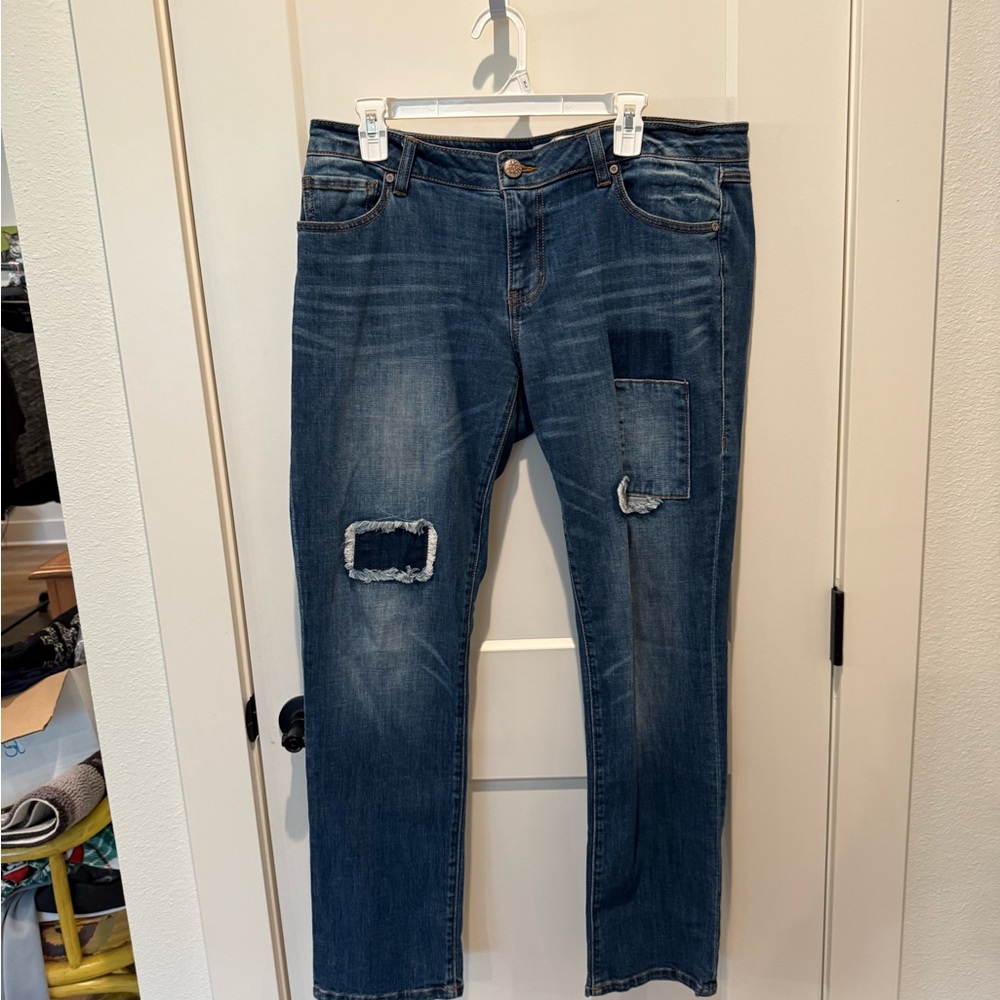 Cabi Ladies Boyfriend denim Jeans w/Patches. Blue, size 12.  Waist 19”